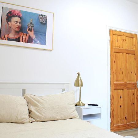 Modern Ground Floor Flat - 15 Min To Central Londonアパートメント エクステリア 写真