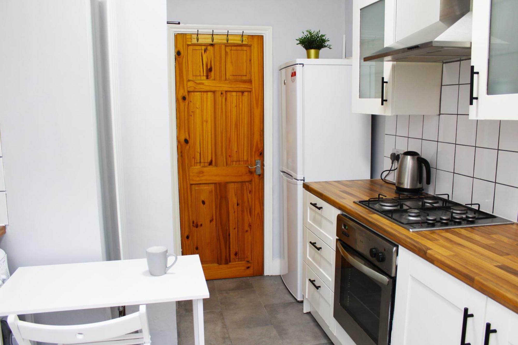 Modern Ground Floor Flat - 15 Min To Central Londonアパートメント エクステリア 写真