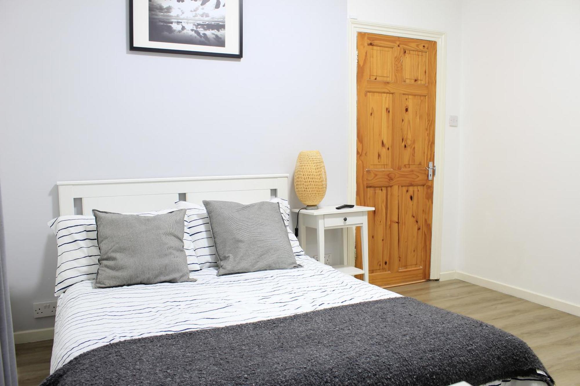 Modern Ground Floor Flat - 15 Min To Central Londonアパートメント エクステリア 写真